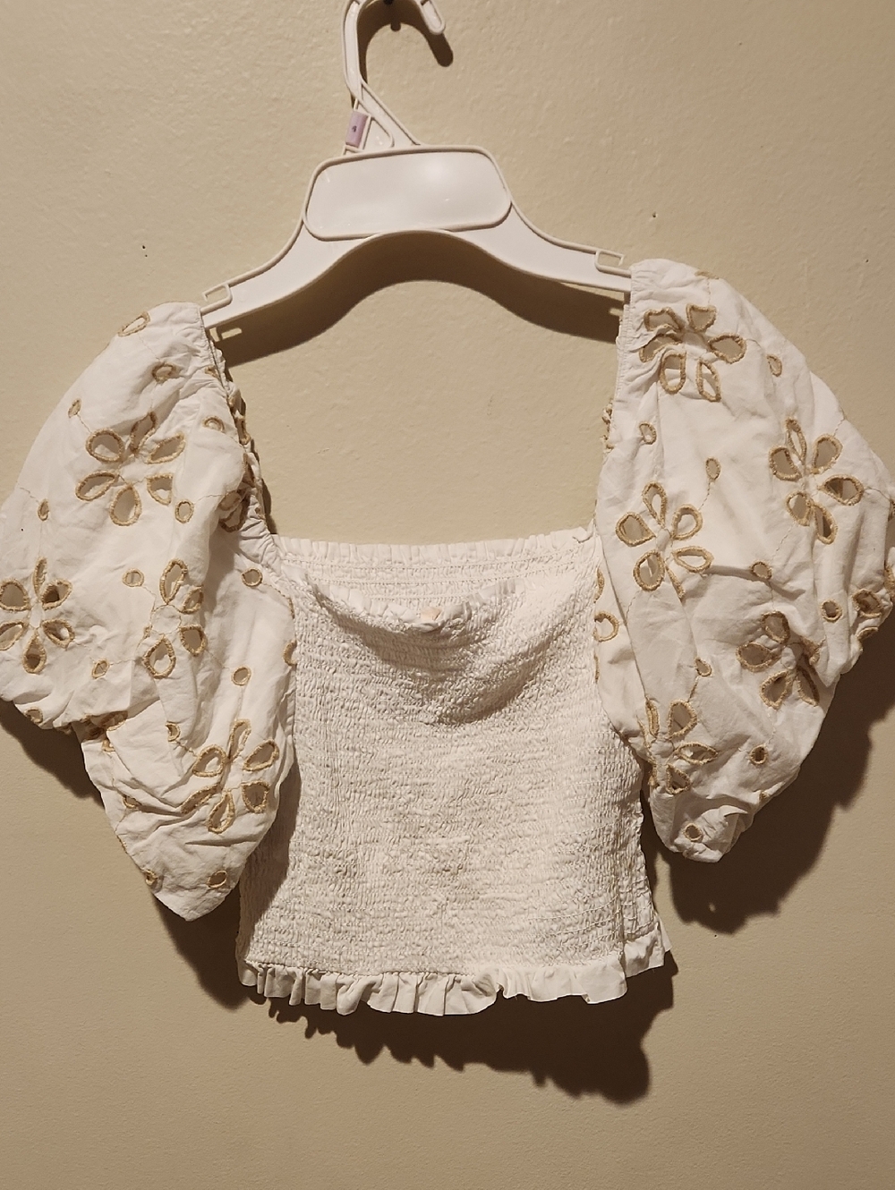 ❤️ SURF GYPSY COTTAGECORE SMOCKED EMBROIDERED PUFF SLEEVE CROP TOP, SMALL - Picture 9 of 9
